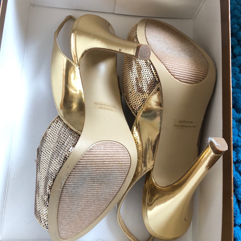 Gold Heels - Picture 2 of 3